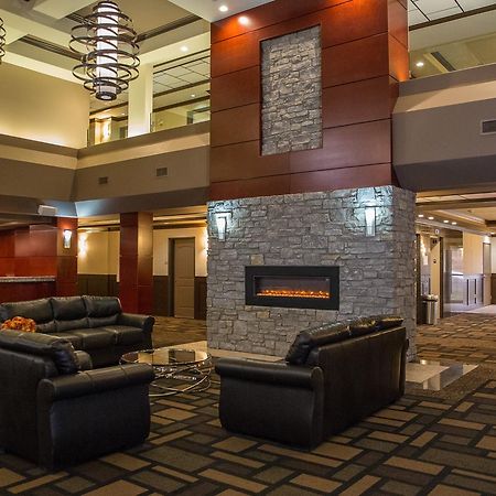 Chateau Nova Peace River Exterior photo